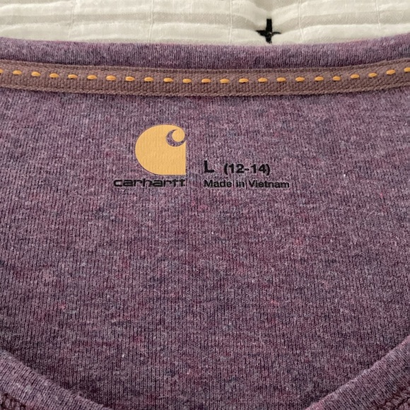 Carhartt women’s top - Picture 2 of 5